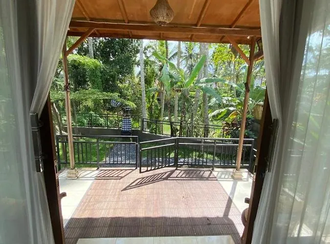 Pandawa Loft 招待所 4*