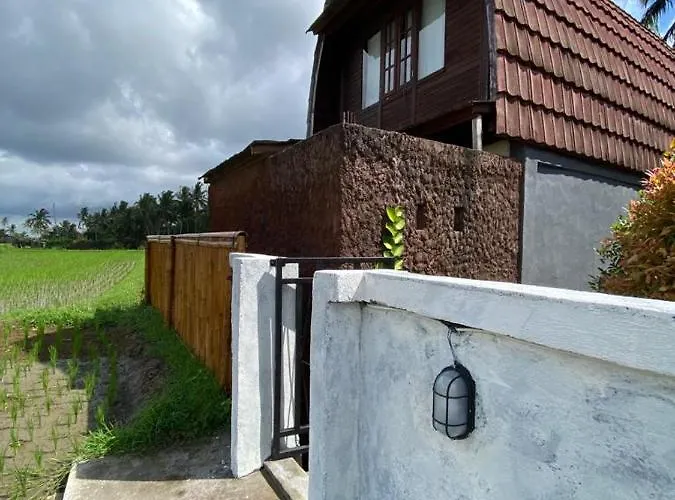Pandawa Loft 招待所 4*